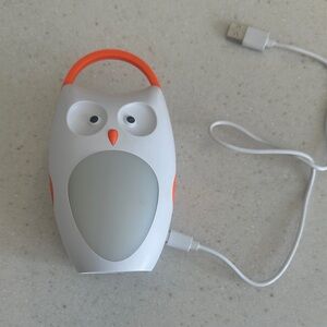 Travel sound machine and night light- Owl Shaped with USB